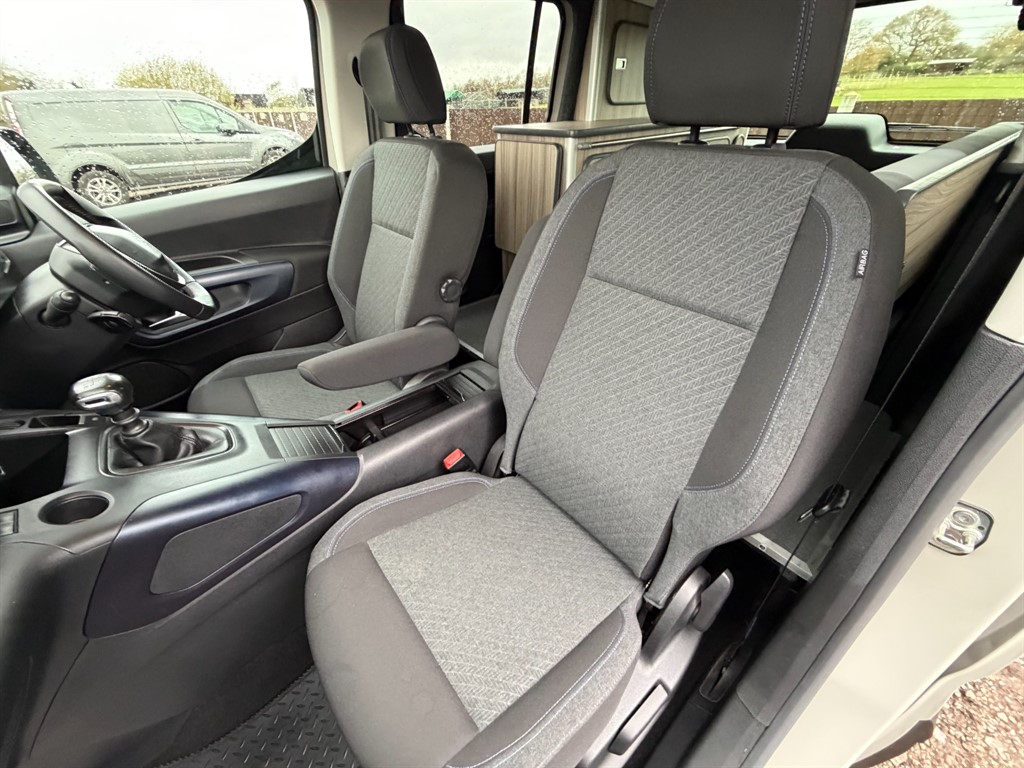 Used Peugeot Rifter 2021 for sale - 76847312: Photo 56