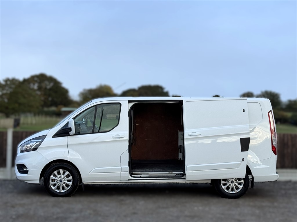 Used Ford Transit Custom 2022 for sale - 76209073: Photo 4