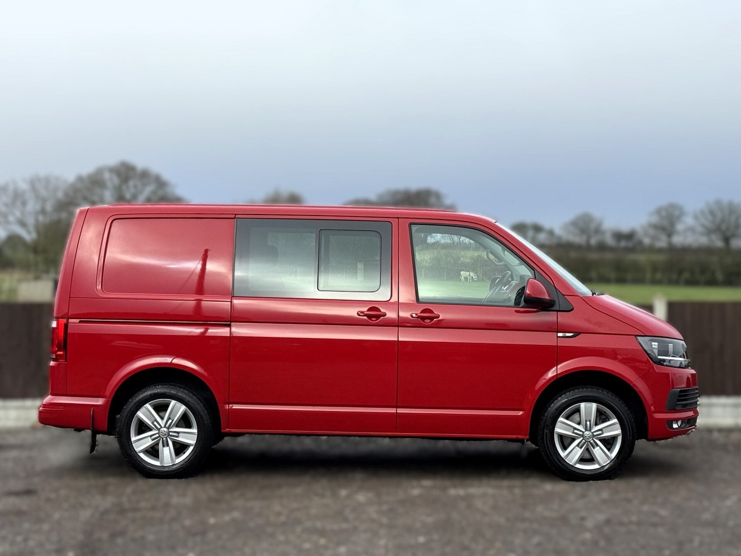 Used Volkswagen Transporter 2018 for sale - 77432718: Photo 16