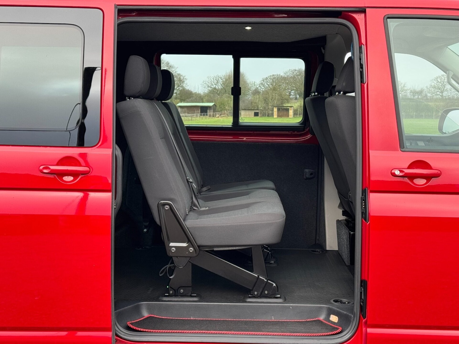 Used Volkswagen Transporter 2018 for sale - 77432718: Photo 18