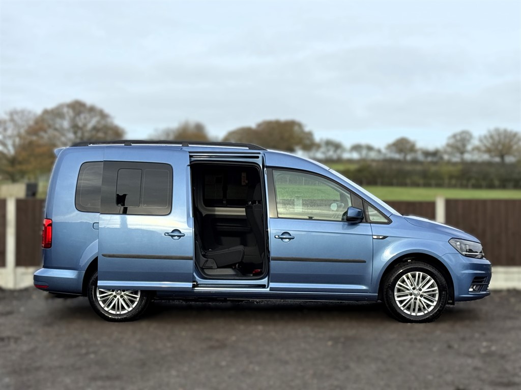 Used Volkswagen Caddy Maxi Life 2018 for sale - 76731871: Photo 20