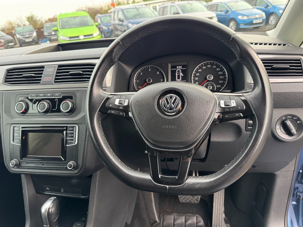 Used Volkswagen Caddy Maxi Life 2018 for sale - 76731871: Photo 29