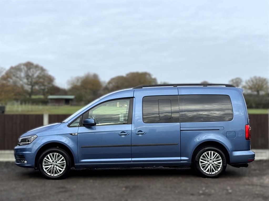Used Volkswagen Caddy Maxi Life 2018 for sale - 76731871: Photo 4