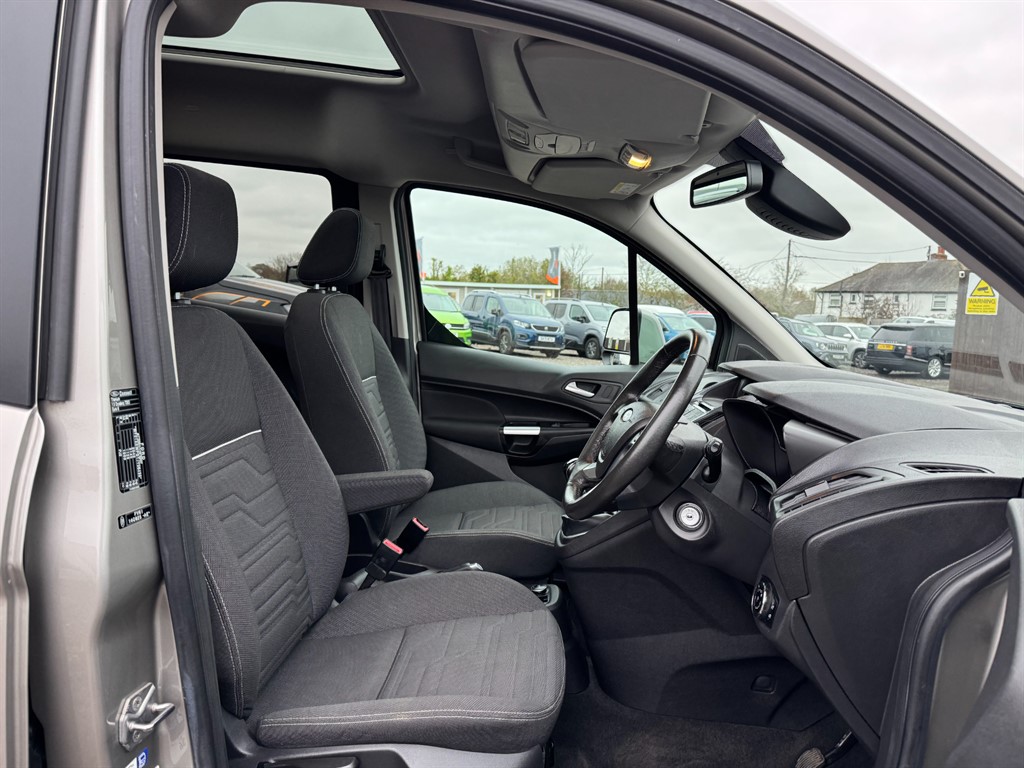 Used Ford Tourneo Connect 2019 for sale - 76722471: Photo 25