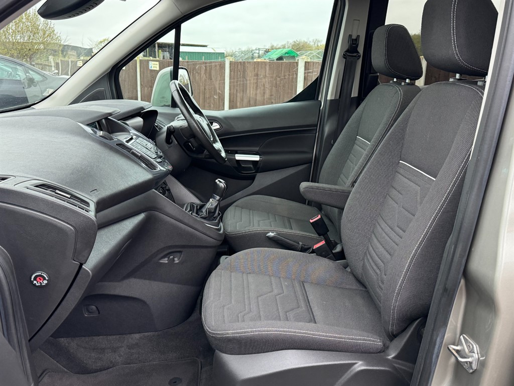 Used Ford Tourneo Connect 2019 for sale - 76722471: Photo 36