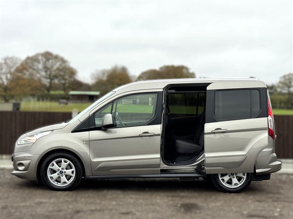 Used Ford Tourneo Connect 2019 for sale - 76722471: Photo 6