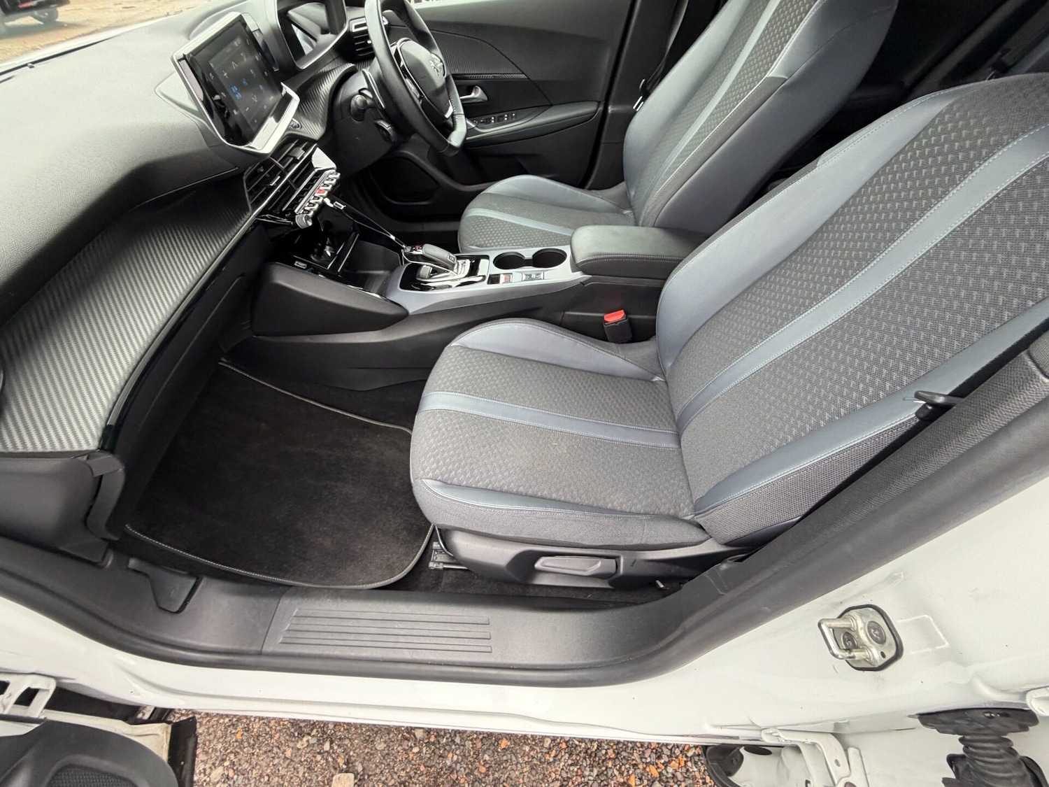 Used Peugeot 2008 2020 for sale - 77392655: Photo 18