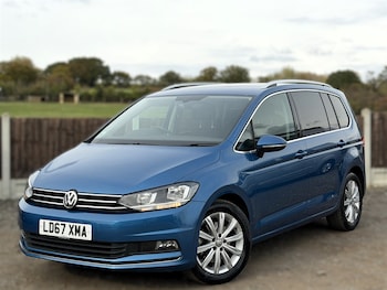 Volkswagen - Touran