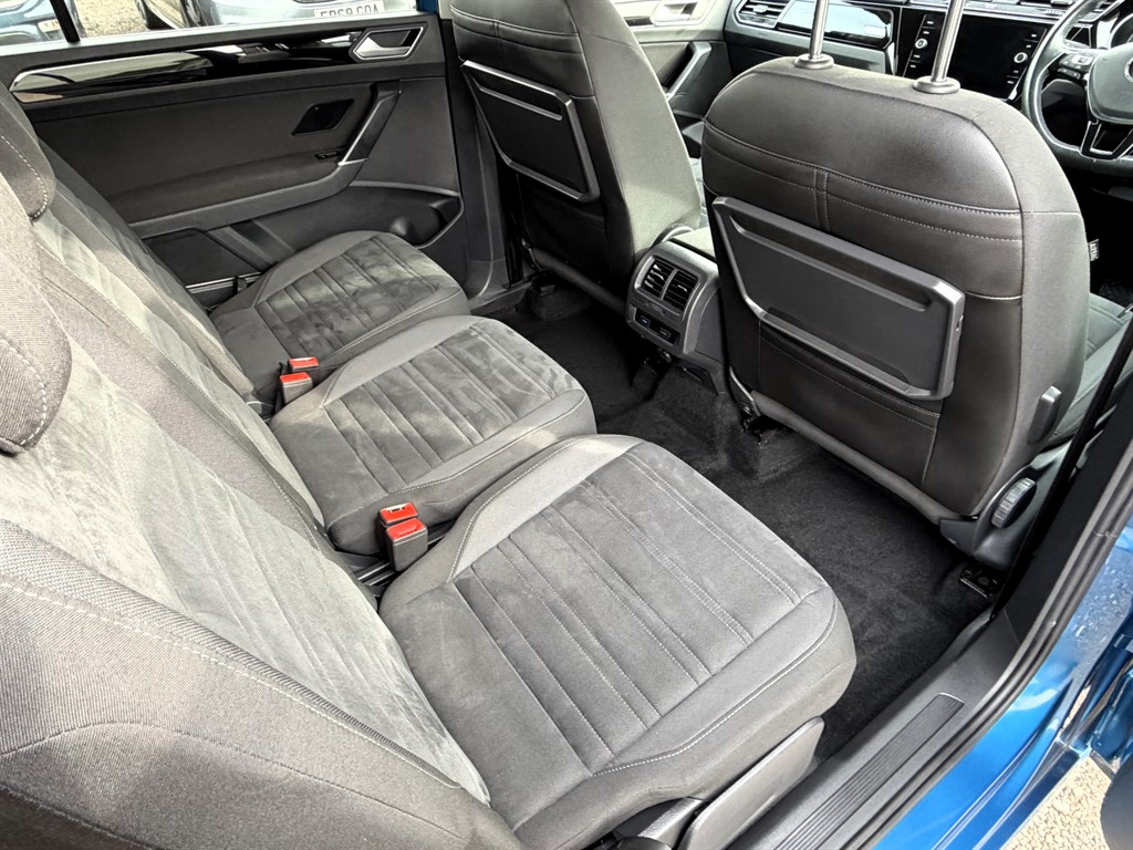 Used Volkswagen Touran 2017 for sale - 76312527: Photo 26