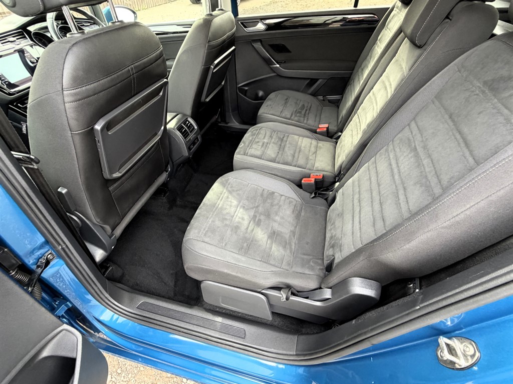 Used Volkswagen Touran 2017 for sale - 76312527: Photo 30