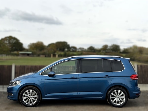 Used Volkswagen Touran 2017 for sale - 76312527: Photo 3