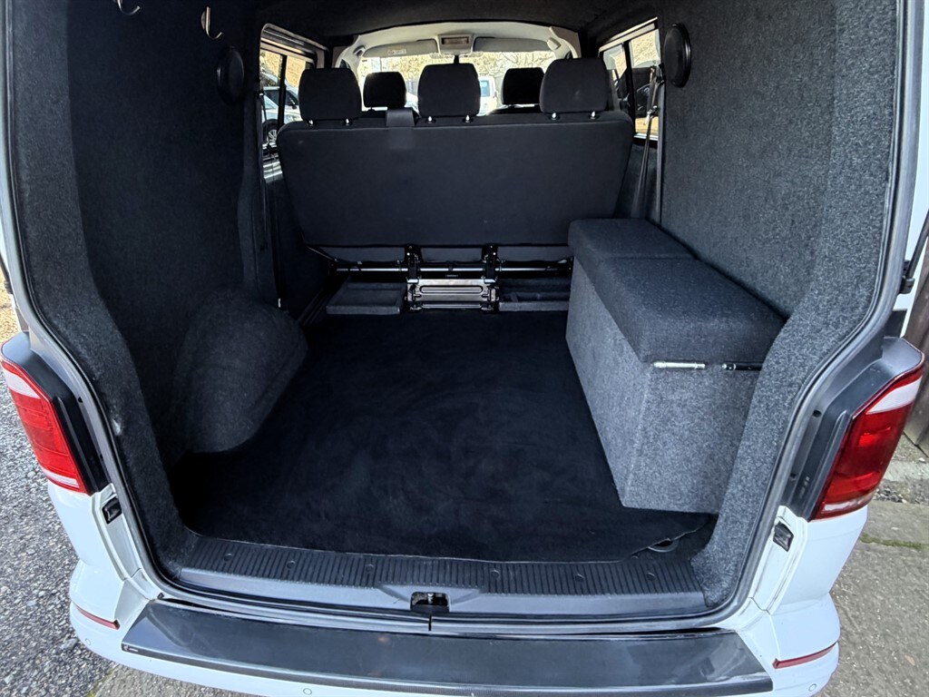 Used Volkswagen Transporter 2018 for sale - 76709738: Photo 12