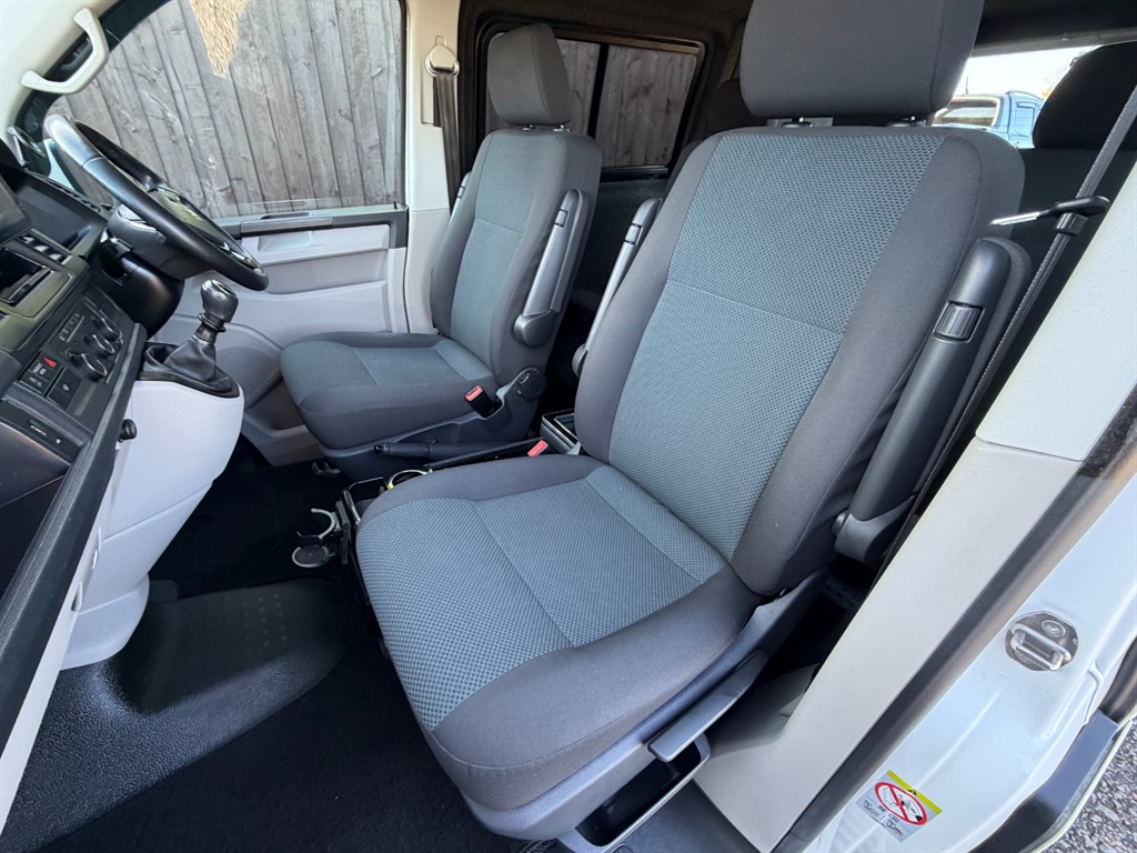 Used Volkswagen Transporter 2018 for sale - 76709738: Photo 31