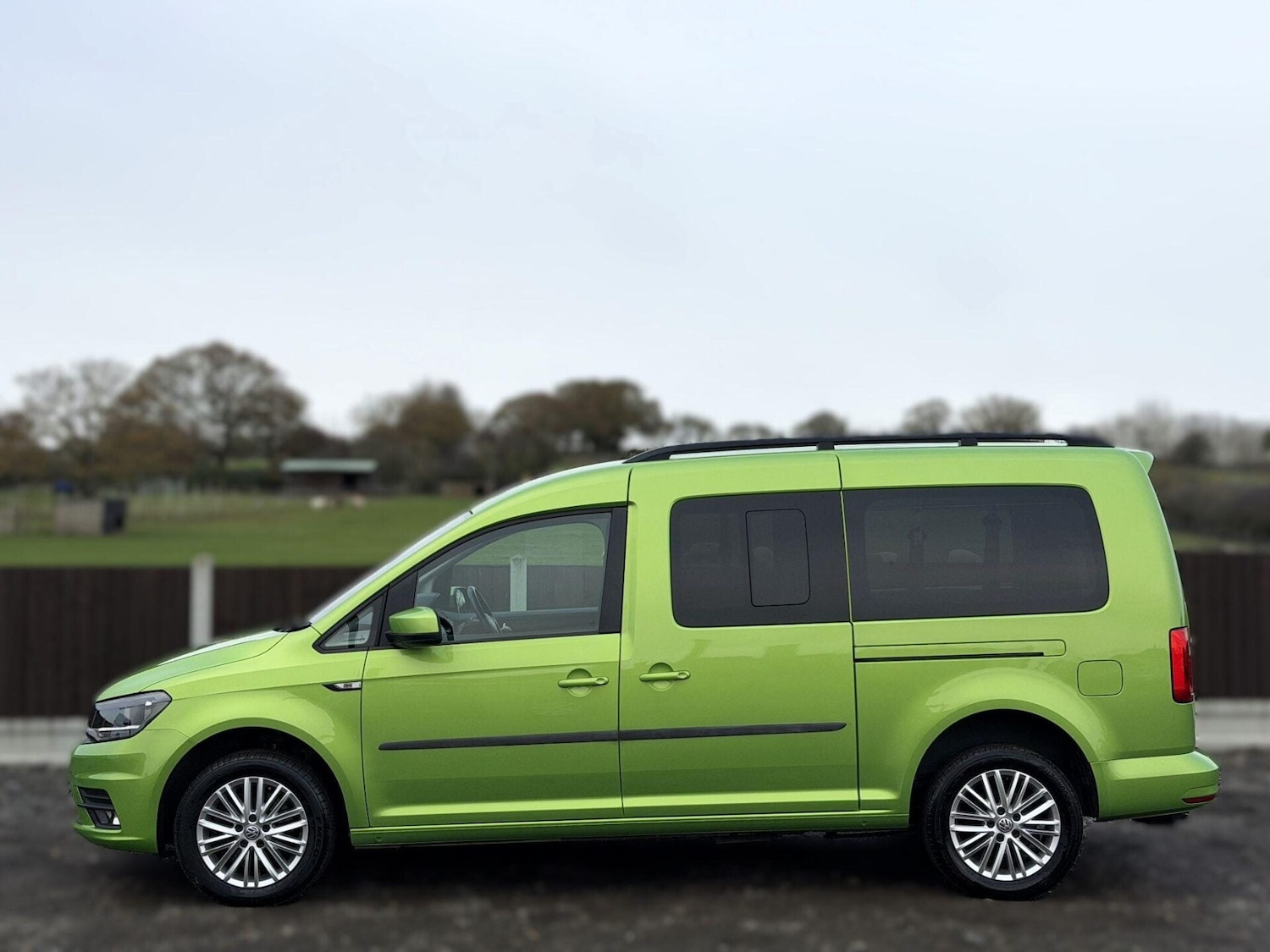 Used Volkswagen Caddy Maxi Life 2020 for sale - 77412760: Photo 4