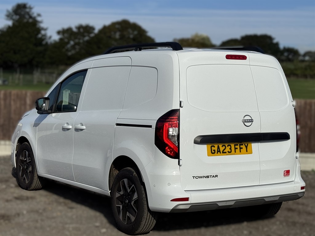 Used Nissan Other 2023 for sale - 76008422: Photo 9