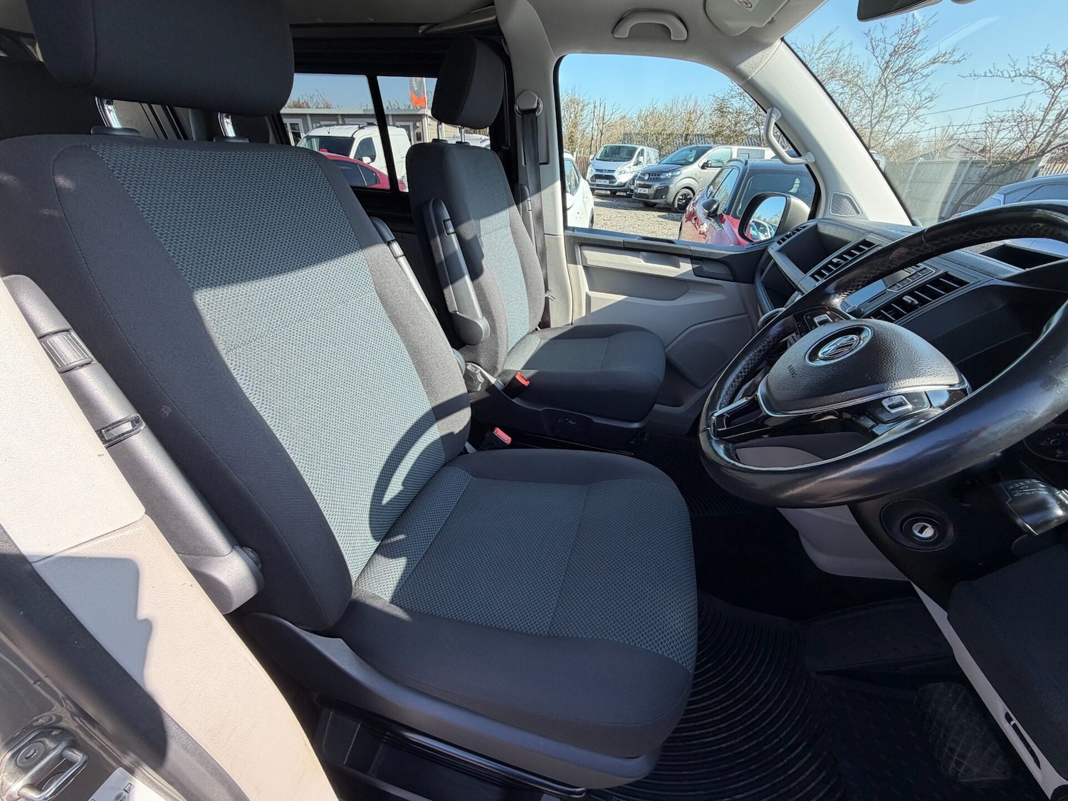 Used Volkswagen Transporter 2019 for sale - 77890758: Photo 21