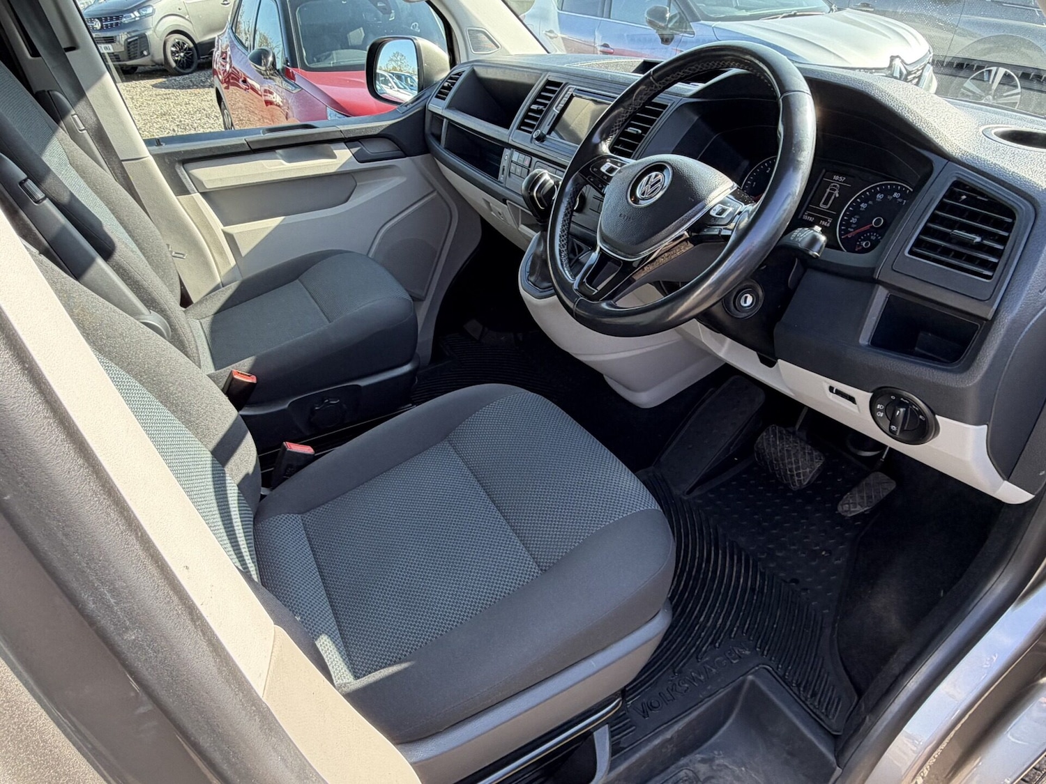 Used Volkswagen Transporter 2019 for sale - 77890758: Photo 22