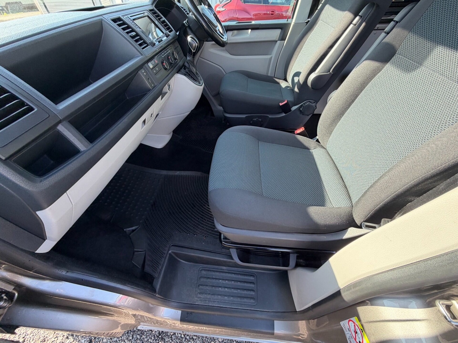 Used Volkswagen Transporter 2019 for sale - 77890758: Photo 26