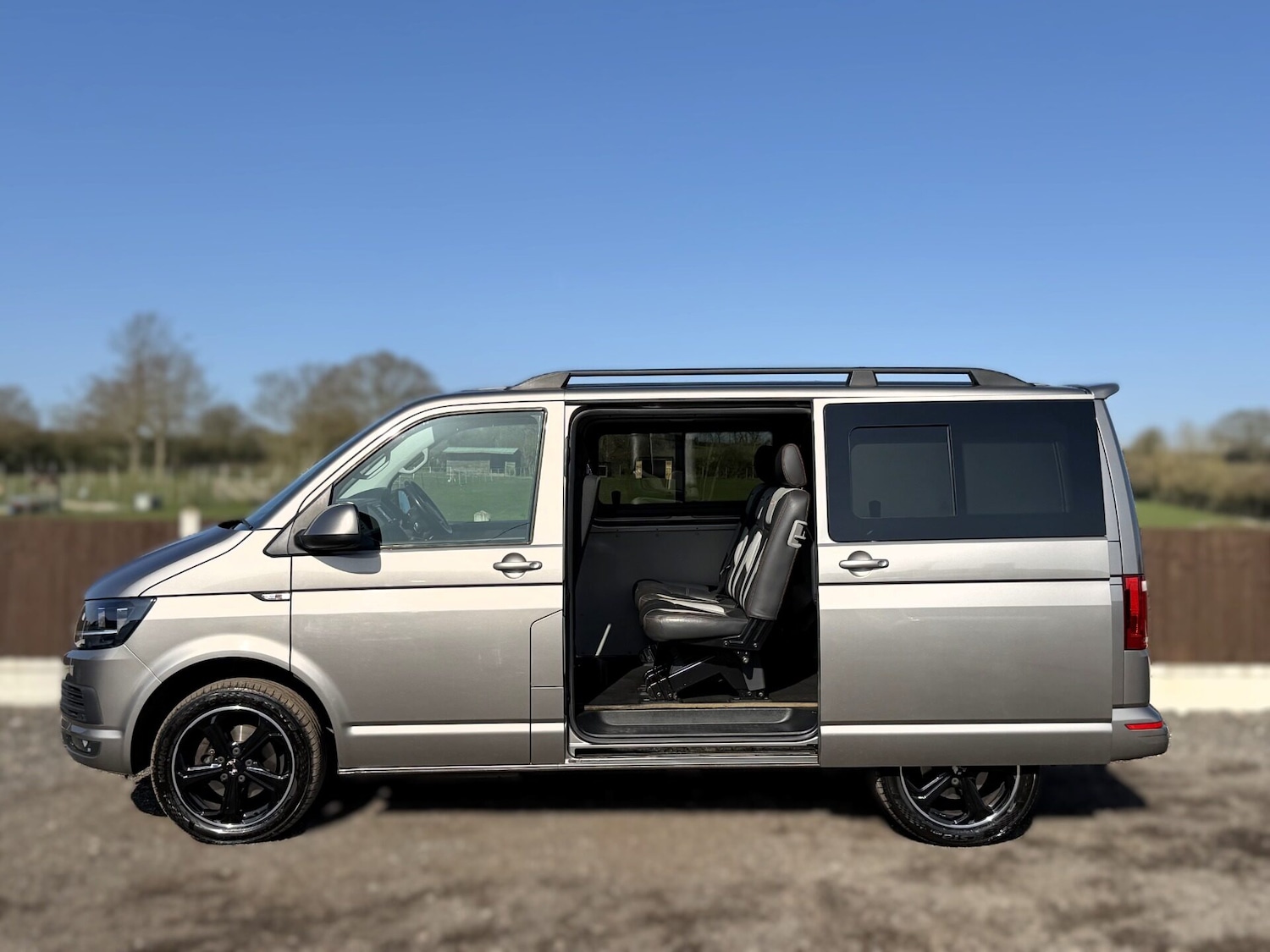 Used Volkswagen Transporter 2019 for sale - 77890758: Photo 4