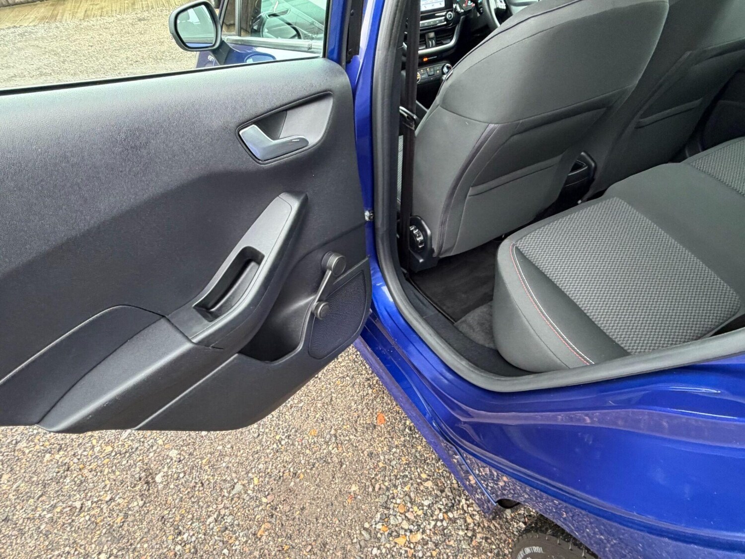 Used Ford Fiesta 2017 for sale - 77805059: Photo 19