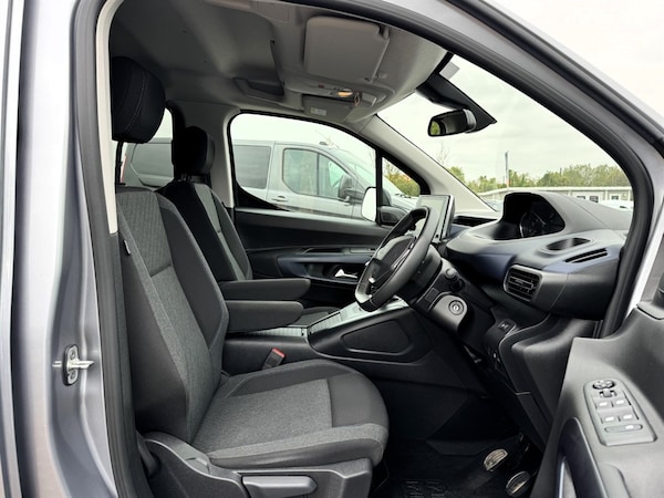 Used Peugeot Rifter 2023 for sale - 76312525: Photo 22