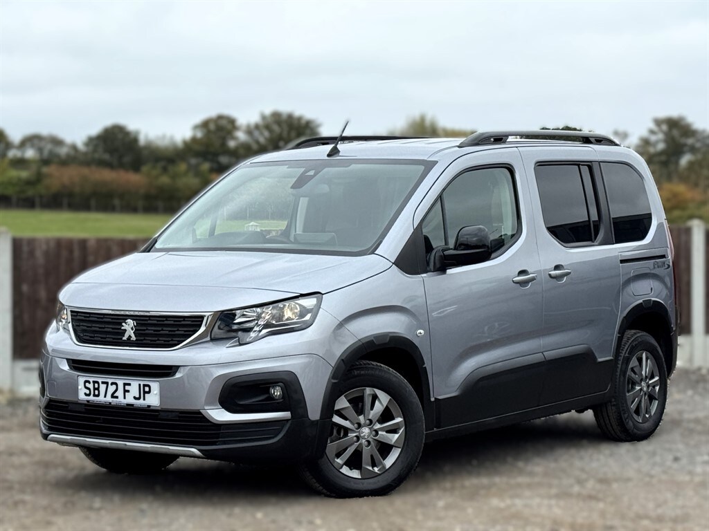 Used Peugeot Rifter 2023 for sale - 76312525: Photo 3