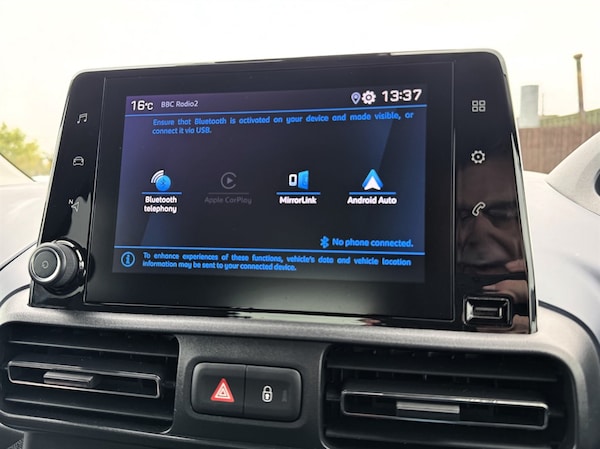 Used Peugeot Rifter 2023 for sale - 76312525: Photo 30