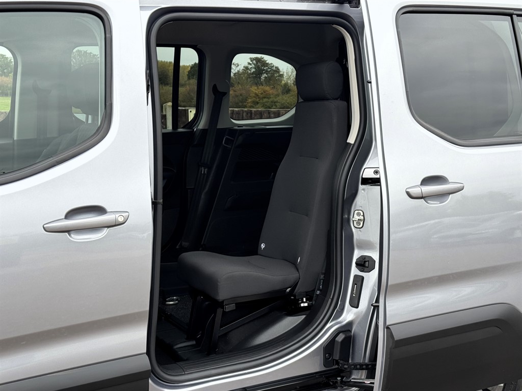 Used Peugeot Rifter 2023 for sale - 76312525: Photo 5