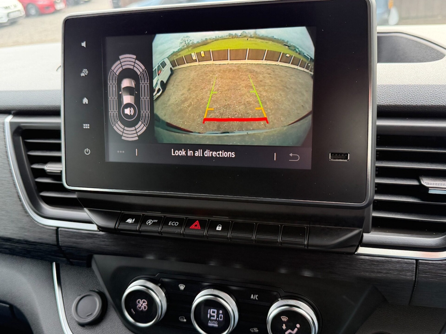 Used Nissan Primastar 2025 for sale - 77651525: Photo 32