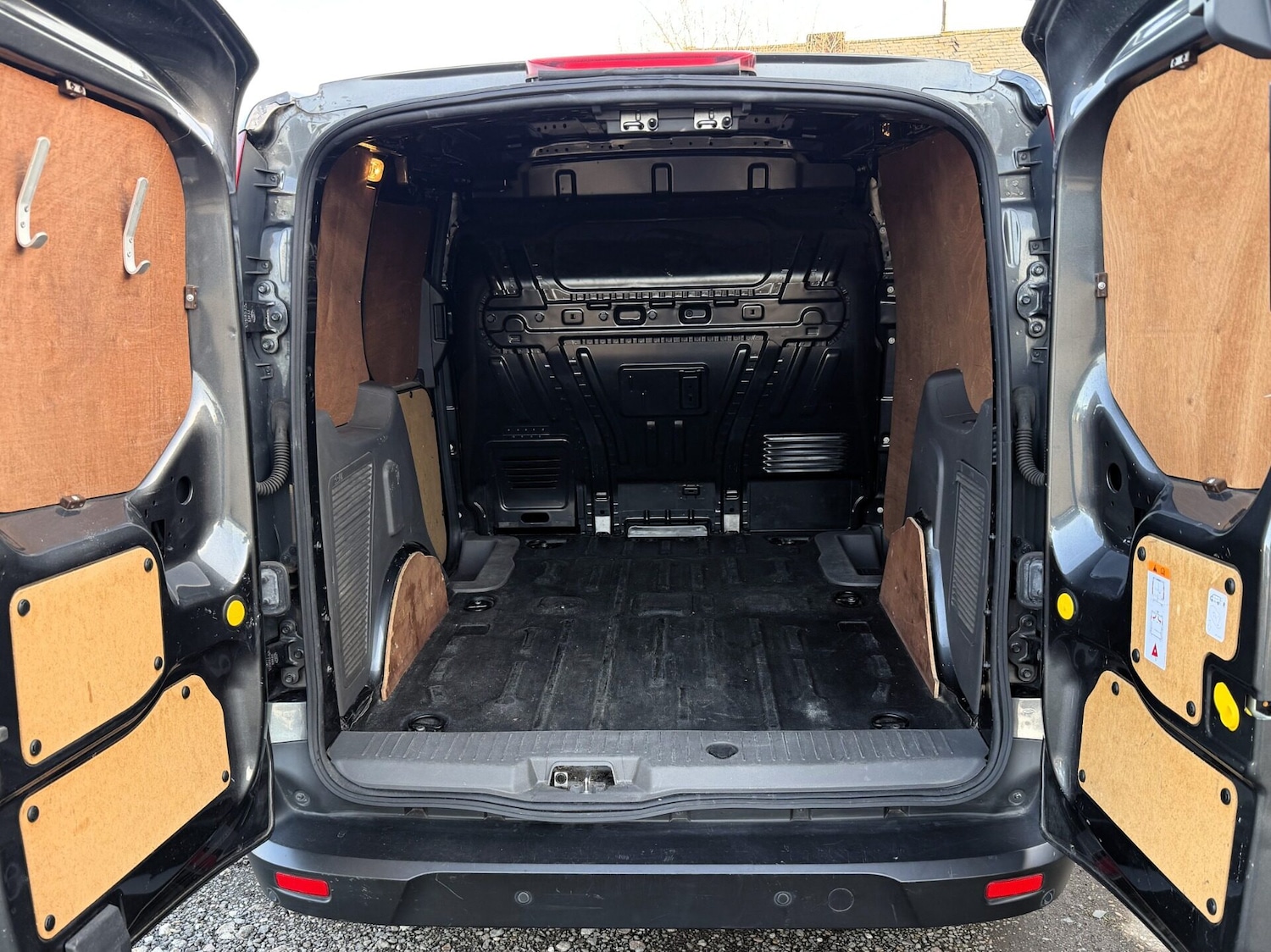 Used Ford Transit Connect 2019 for sale - 77666048: Photo 12