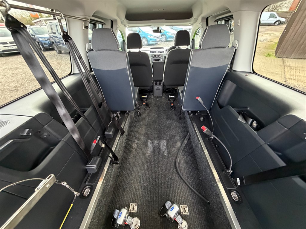 Used Volkswagen Caddy Maxi Life 2020 for sale - 76664620: Photo 18