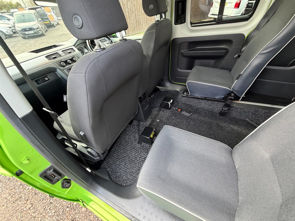 Used Volkswagen Caddy Maxi Life 2020 for sale - 76664620: Photo 9