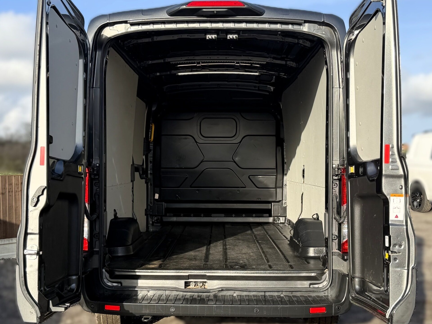 Used Ford Transit 2024 for sale - 77355119: Photo 14