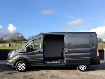 Used Ford Transit 2024 for sale - 77355119: Photo