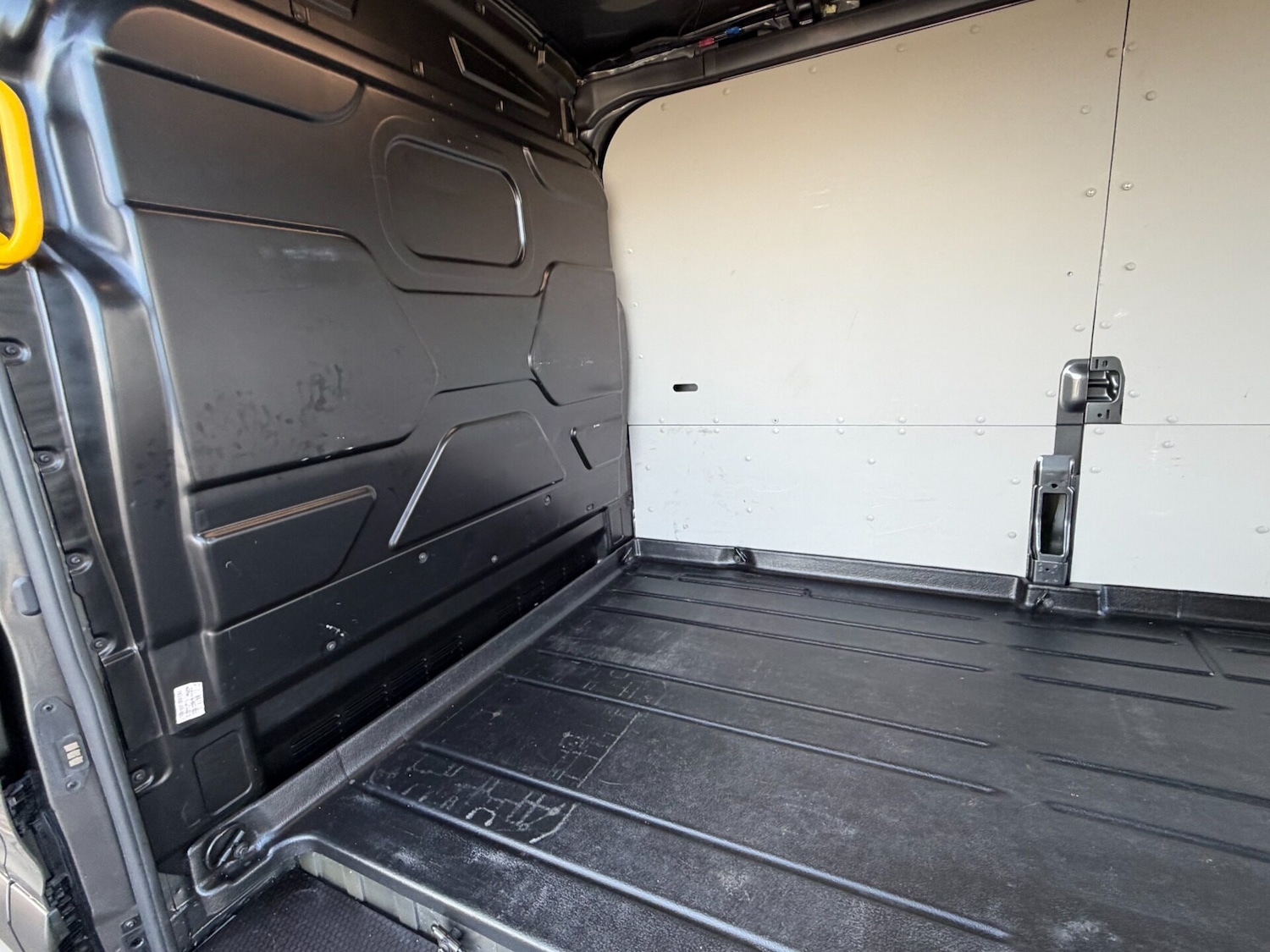 Used Ford Transit 2024 for sale - 77355119: Photo 7