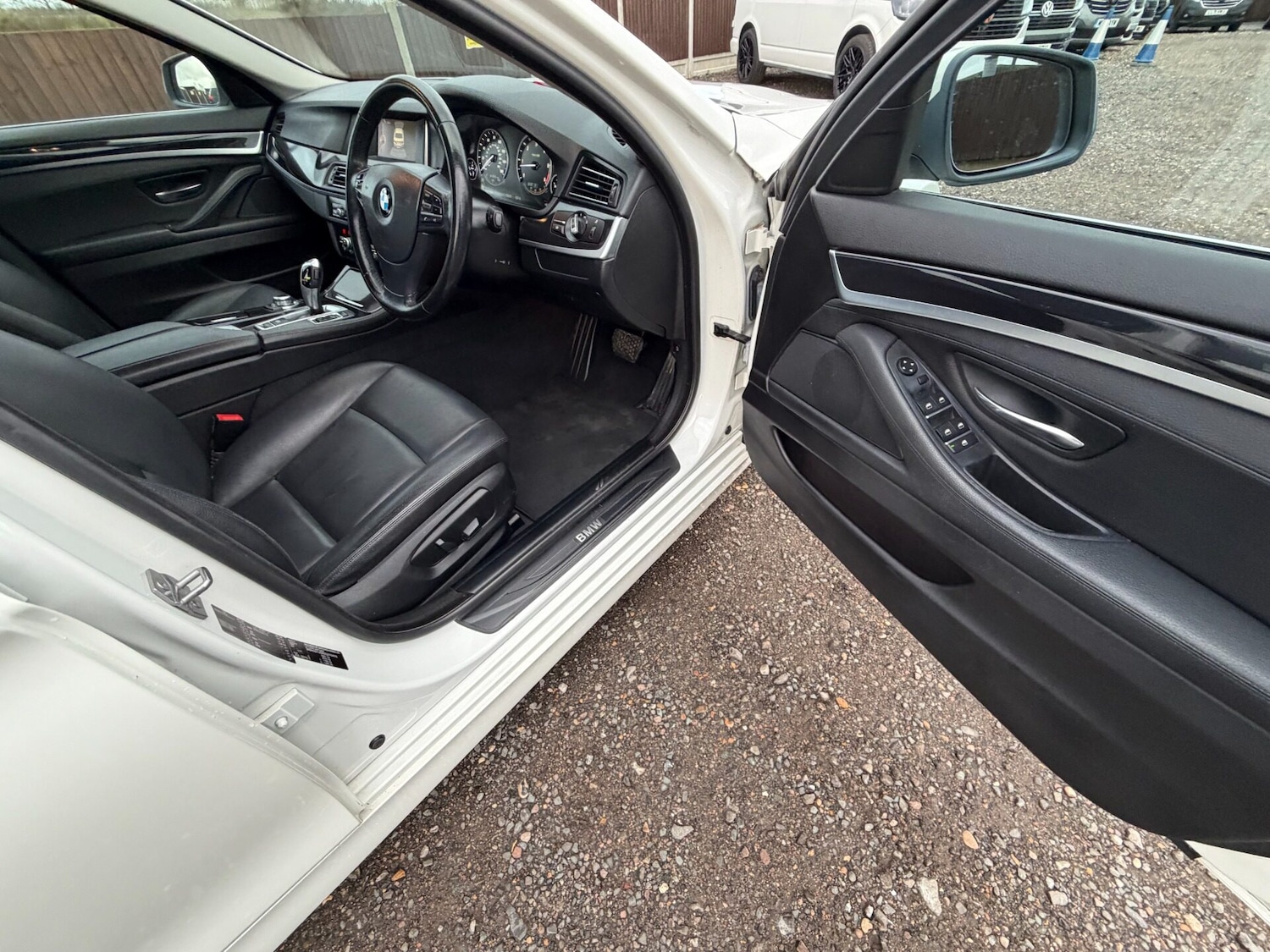 Used BMW 5 Series 2015 for sale - 77302866: Photo 12