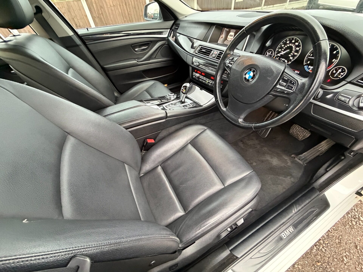 Used BMW 5 Series 2015 for sale - 77302866: Photo 15