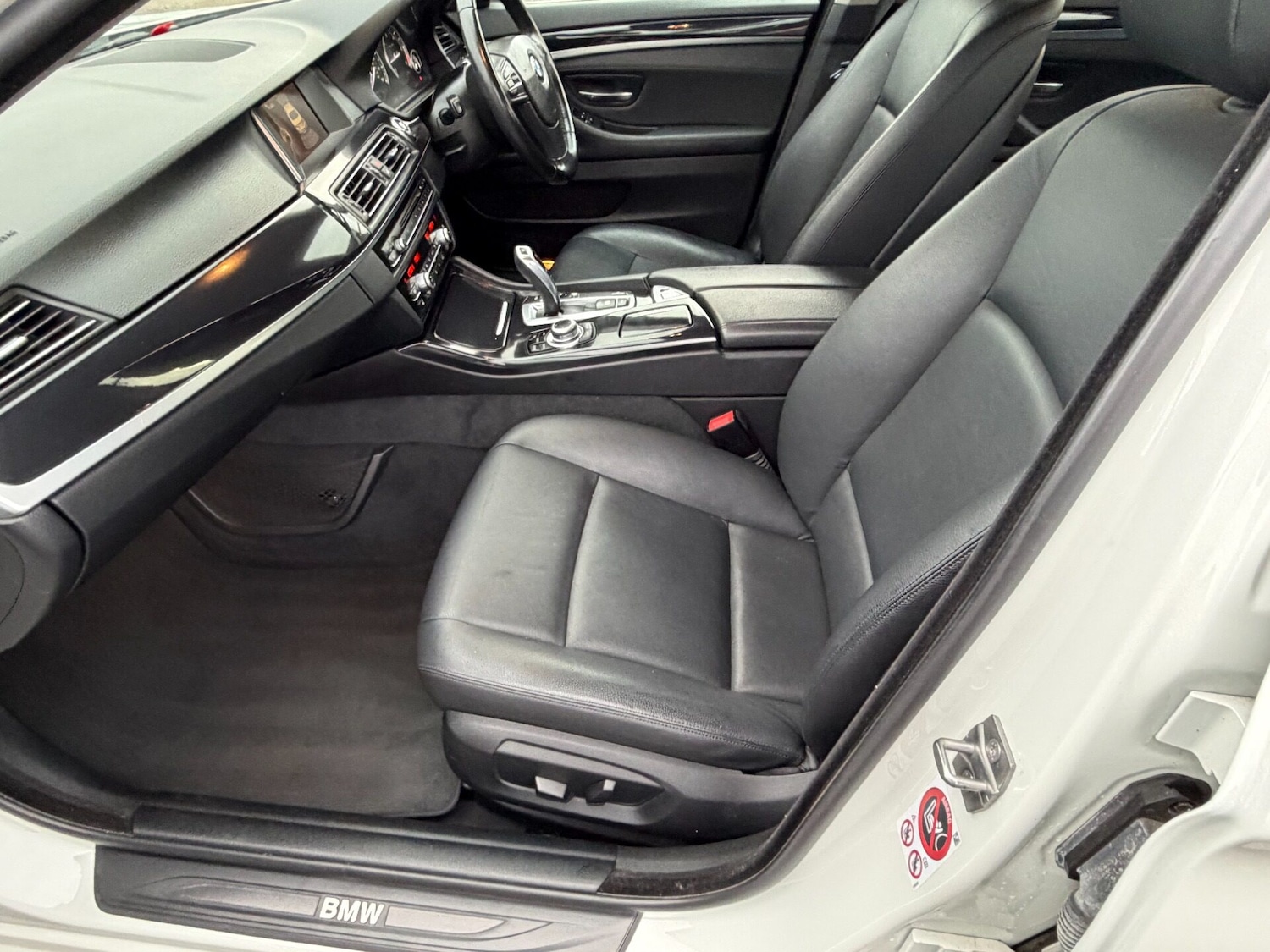 Used BMW 5 Series 2015 for sale - 77302866: Photo 26