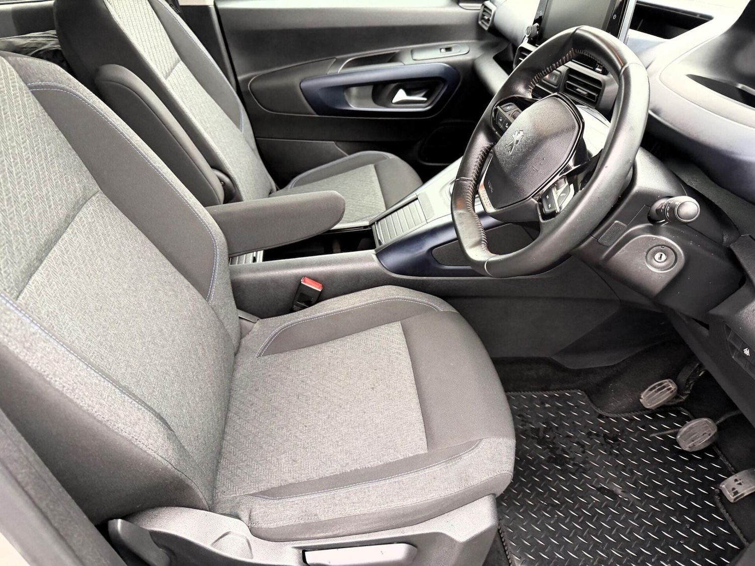 Used Peugeot Rifter 2021 for sale - 77282443: Photo 50