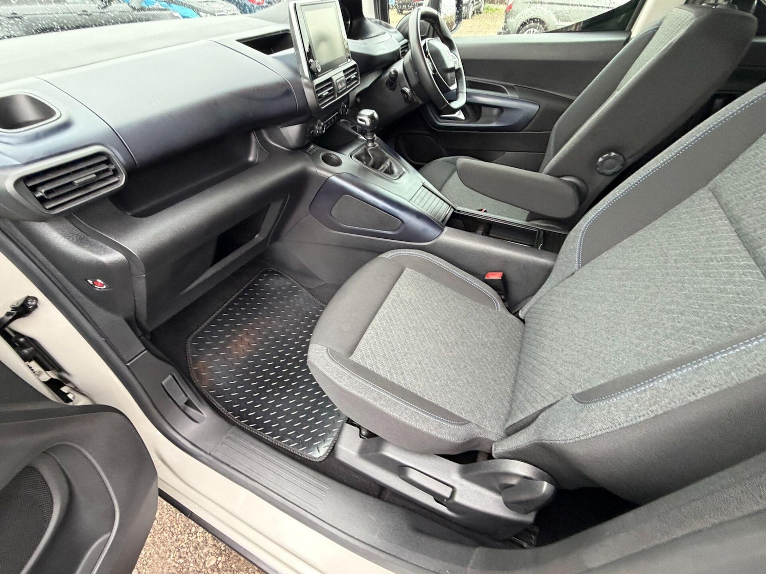 Used Peugeot Rifter 2021 for sale - 77282443: Photo 56