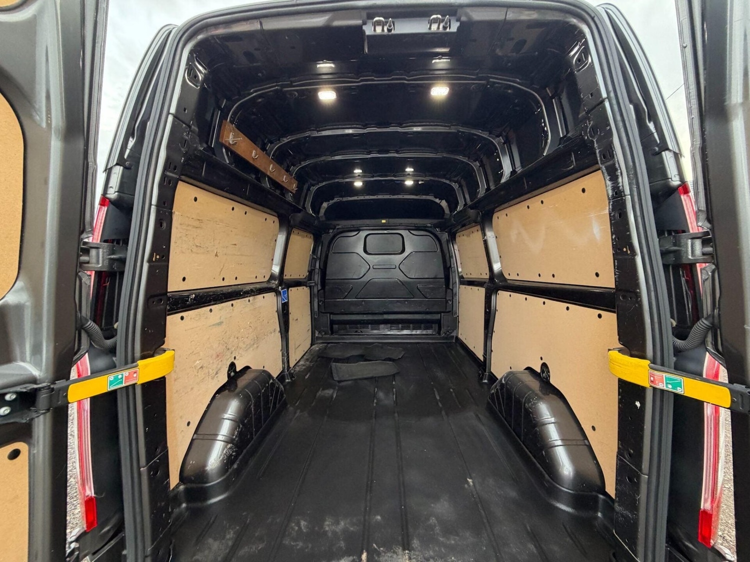 Used Ford Transit Custom 2022 for sale - 77282433: Photo 12