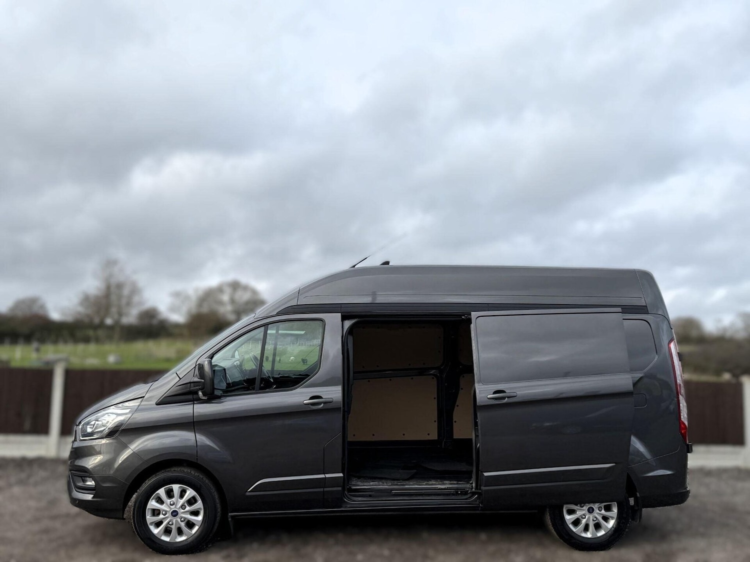 Used Ford Transit Custom 2022 for sale - 77282433: Photo 4