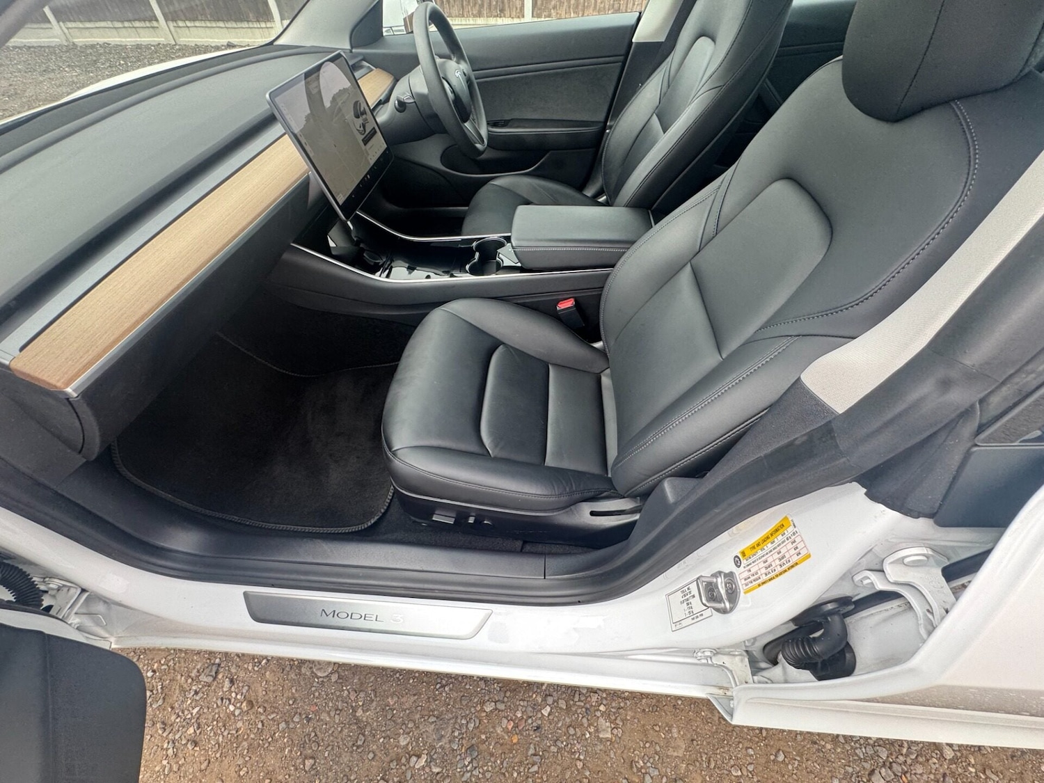 Used Tesla Model 3 2020 for sale - 78148421: Photo 18