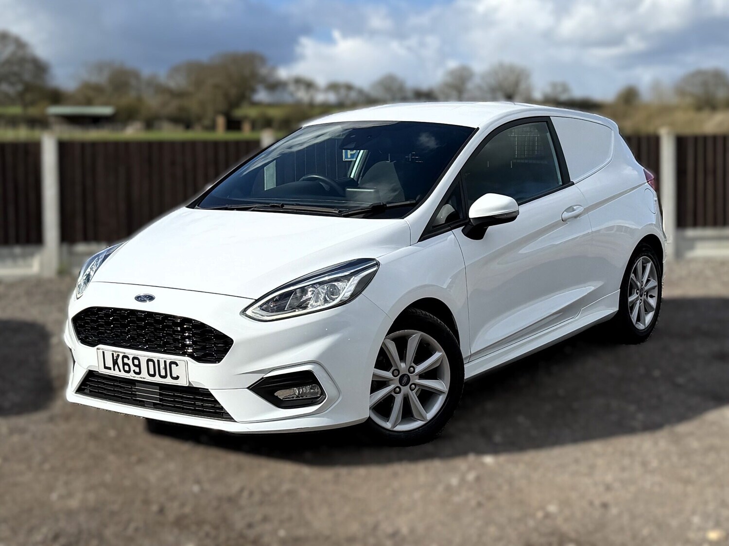 Used Ford Fiesta 2019 for sale - 77896054: Photo 1