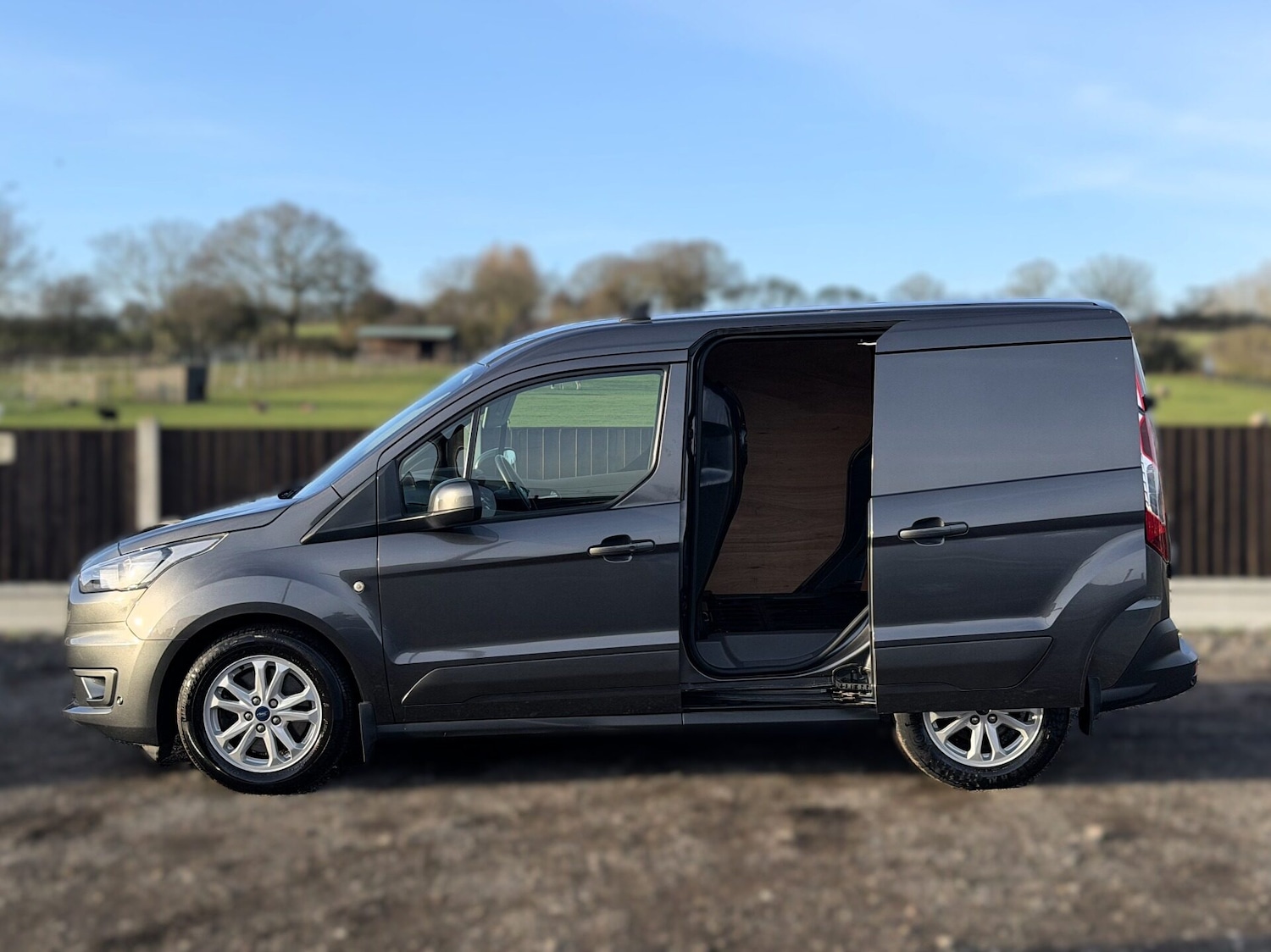 Used Ford Transit Connect 2022 for sale - 77355126: Photo 4