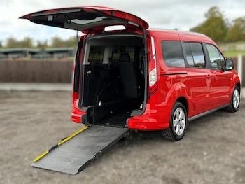 Used Ford Grand Tourneo Connect 2018 for sale - 76375649: Photo