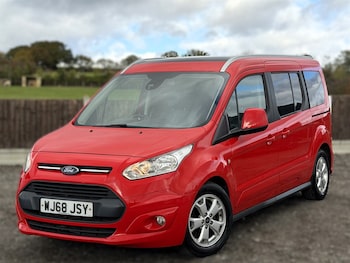 Used Ford Grand Tourneo Connect 2018 for sale - 76375649: Photo