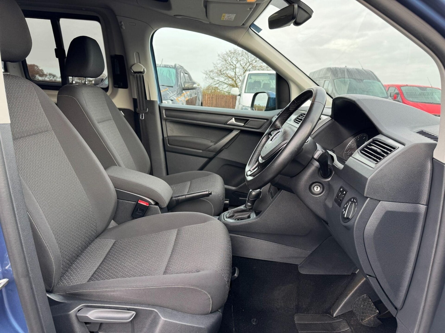 Used Volkswagen Caddy Maxi Life 2018 for sale - 78133155: Photo 26