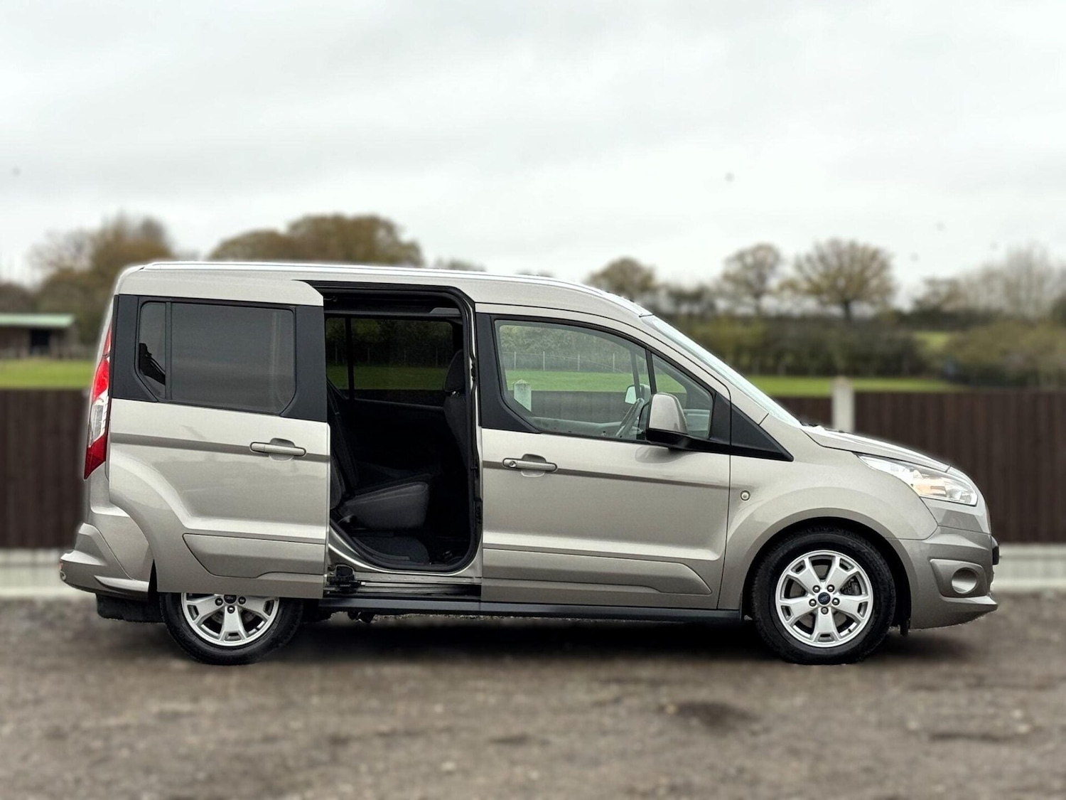 Used Ford Tourneo Connect 2019 for sale - 77282434: Photo 22