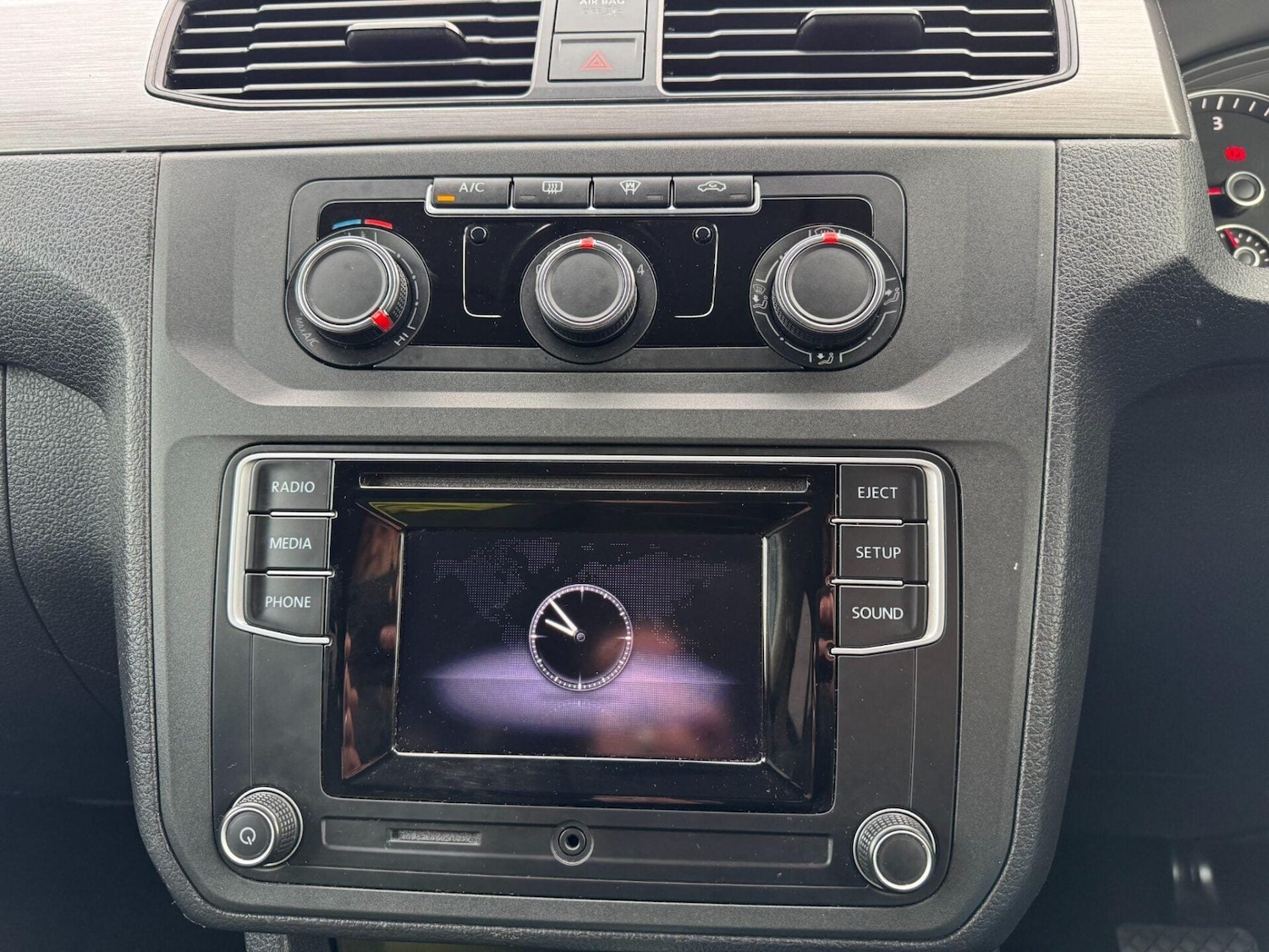 Used Volkswagen Caddy Maxi Life 2018 for sale - 77282439: Photo 33